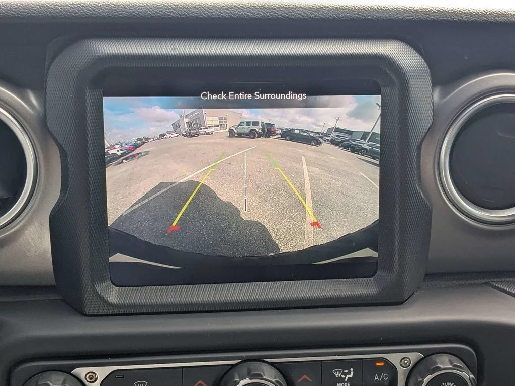 Used 2023 Green Jeep Rubicon 4xe image 27