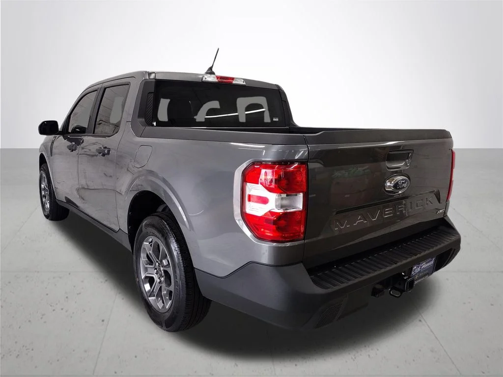 Used 2022 Gray Ford XLT image 12