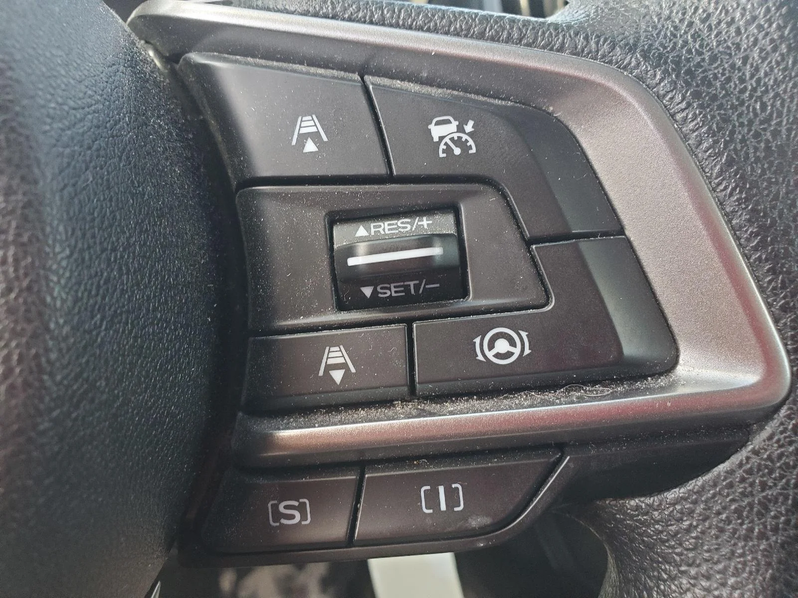 Used 2023 Crystal White Pearl Subaru Base image 10