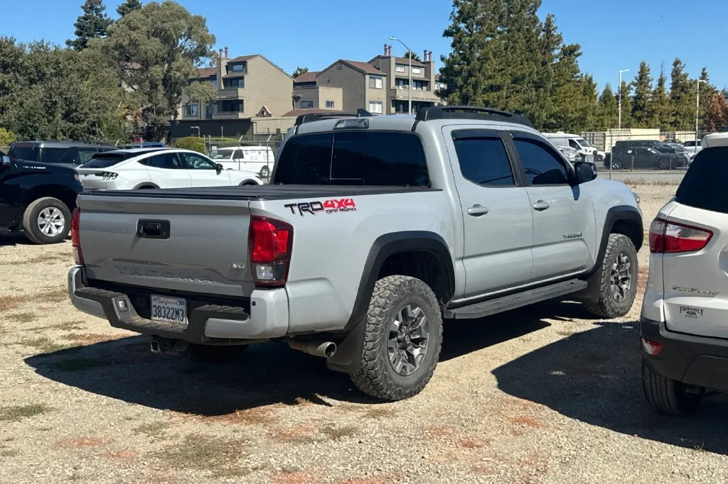 Used 2019  Toyota TRD Off-Road image 5