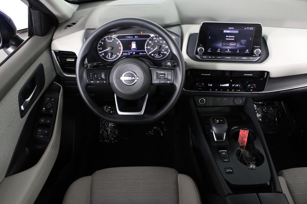 2023 Nissan Rogue SV - Photo 6