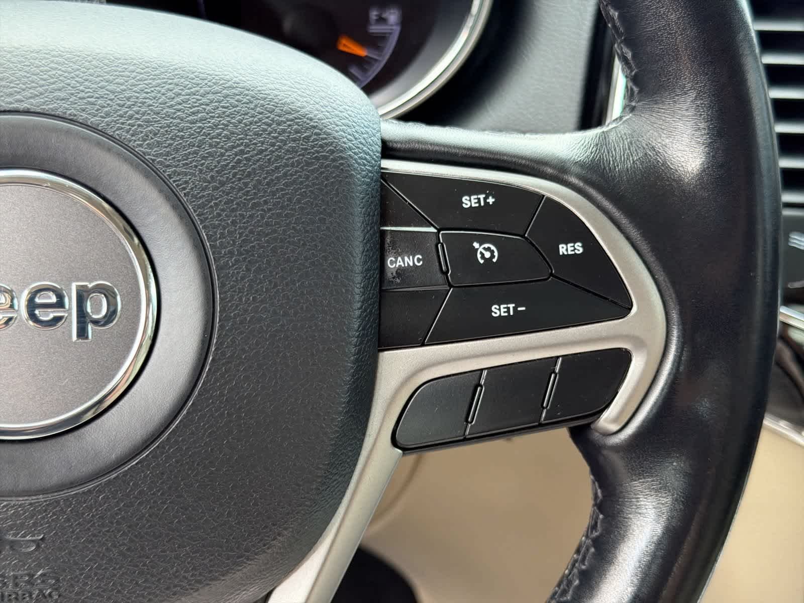 Used 2020 Bright White Clearcoat Jeep Limited image 26