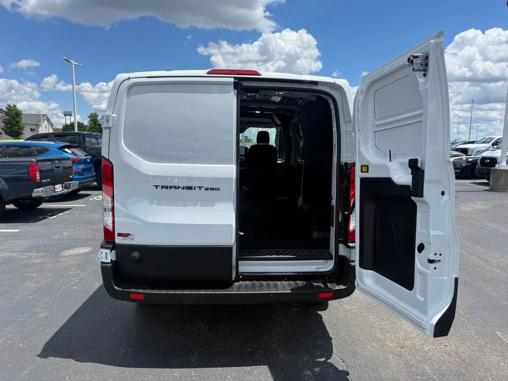 New 2026 Oxford White Ford Cargo Van image 30