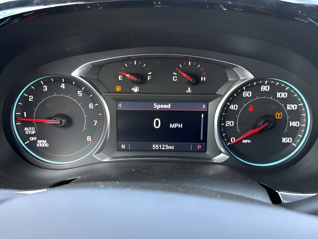 Used 2023 Gray Chevrolet LT image 12
