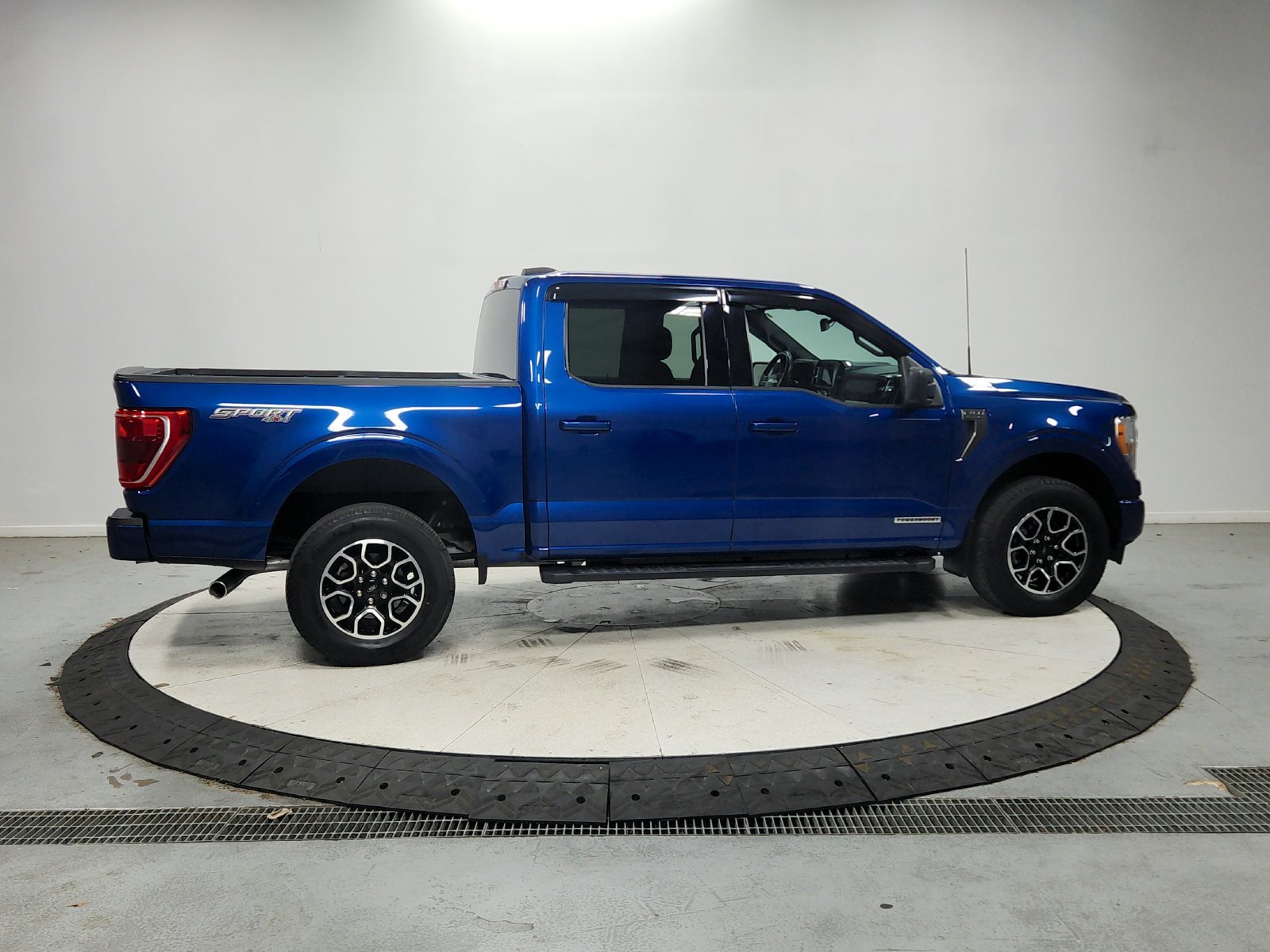 2022 Ford F-150 XLT - Photo 9