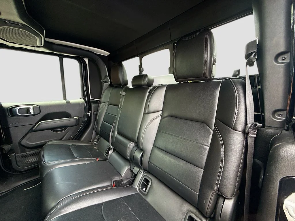 Used 2023 Black Jeep Overland image 27