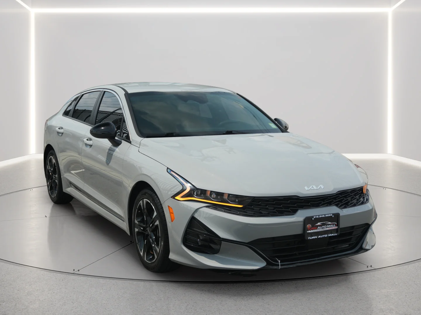 Used 2023 Wolf Gray Kia GT-Line image 7