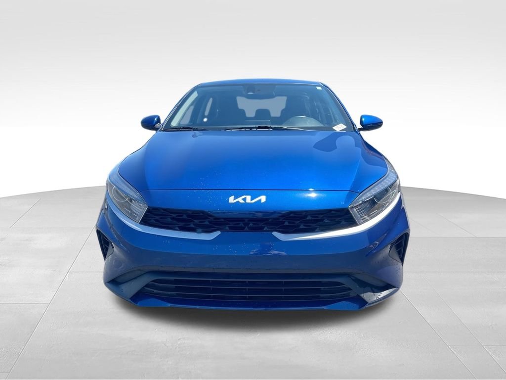Used 2024 Blue Kia LXS image 3