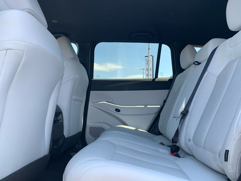 New 2026 Sting-Gray Clear-Coat Exterior Paint Jeep Laredo image 23