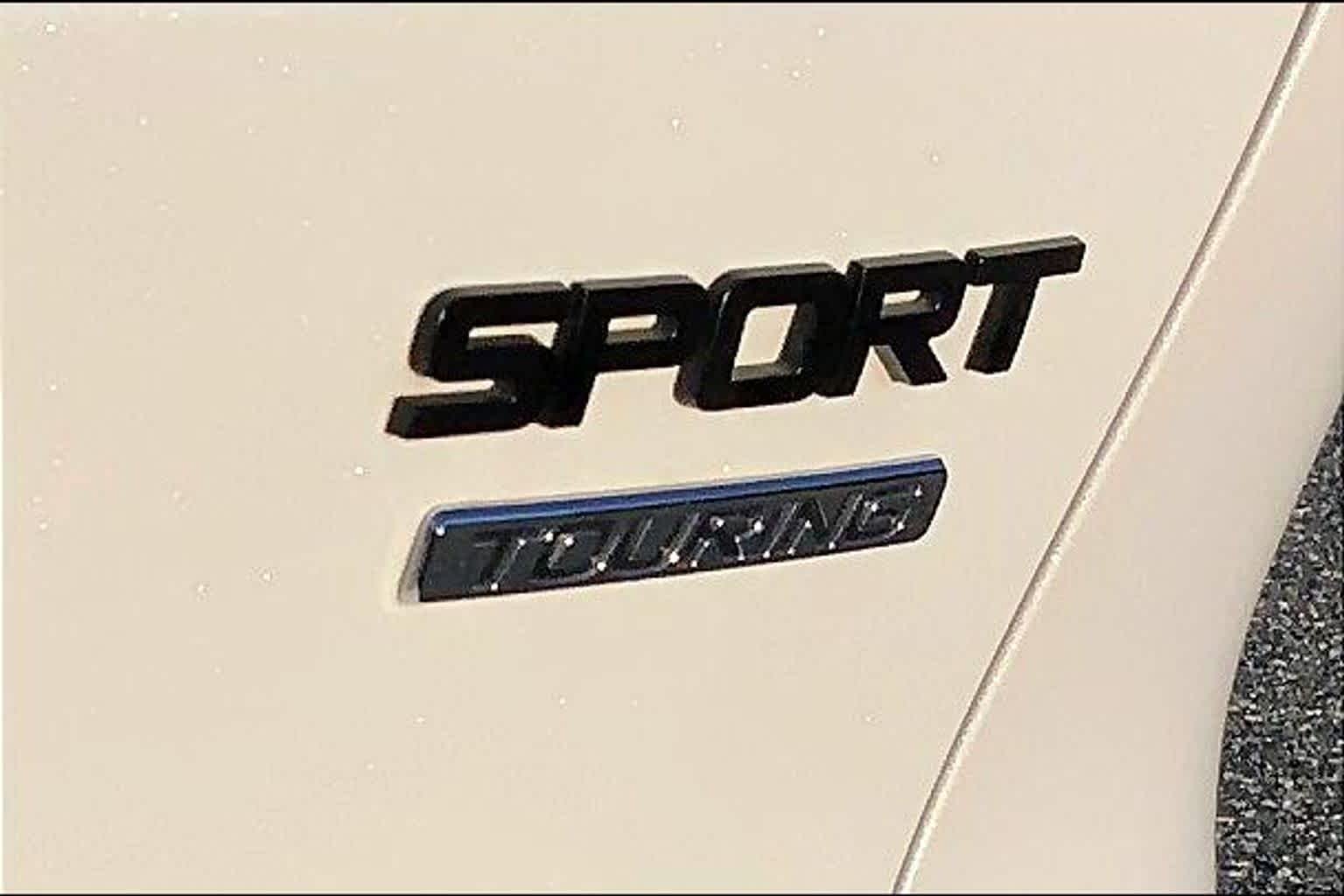 Used 2025 Platinum White Pearl Honda Sport Touring image 9