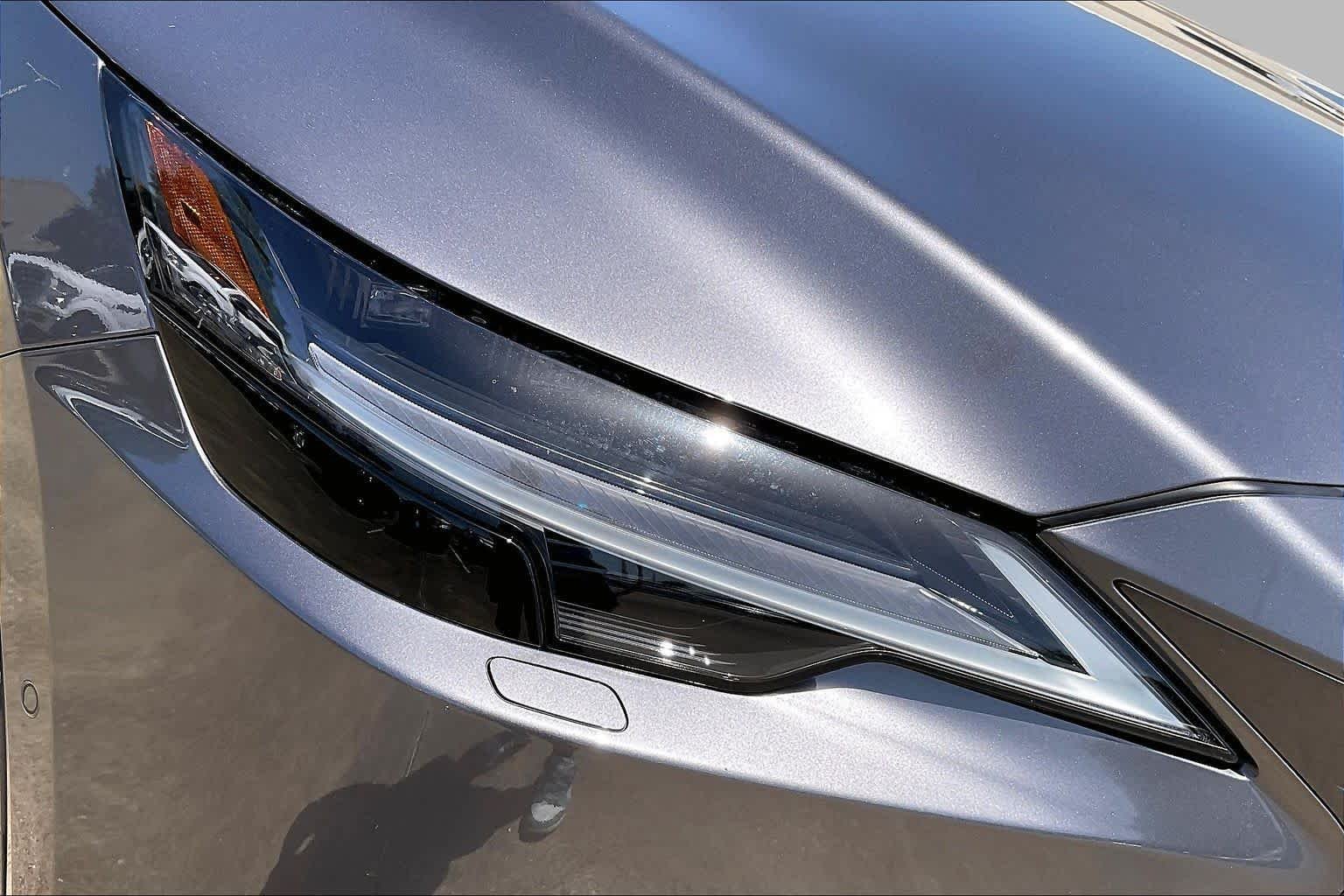 Used 2023 Nebula Gray Pearl Lexus Luxury image 25