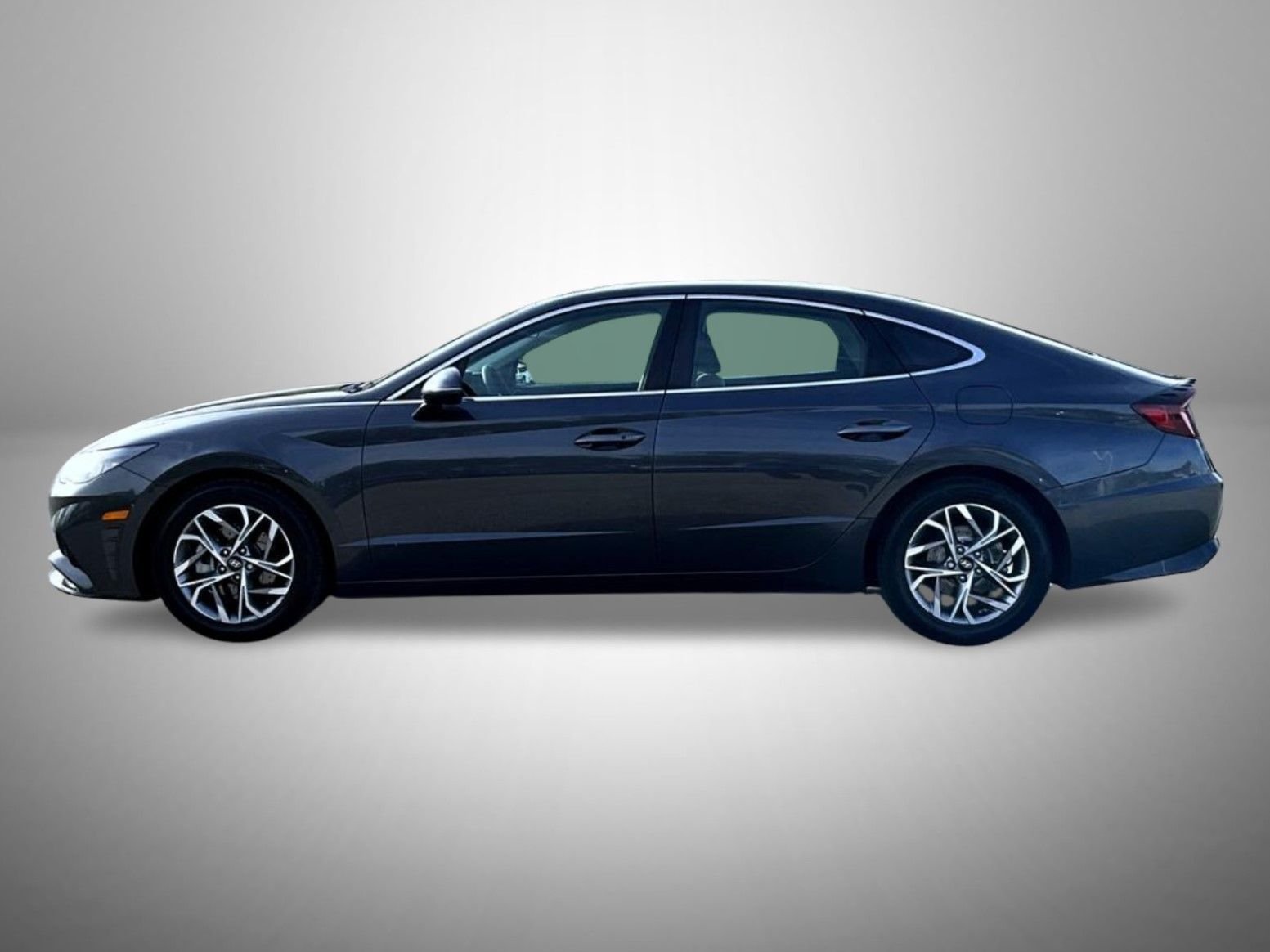 Used 2021 Gray Hyundai SEL image 8