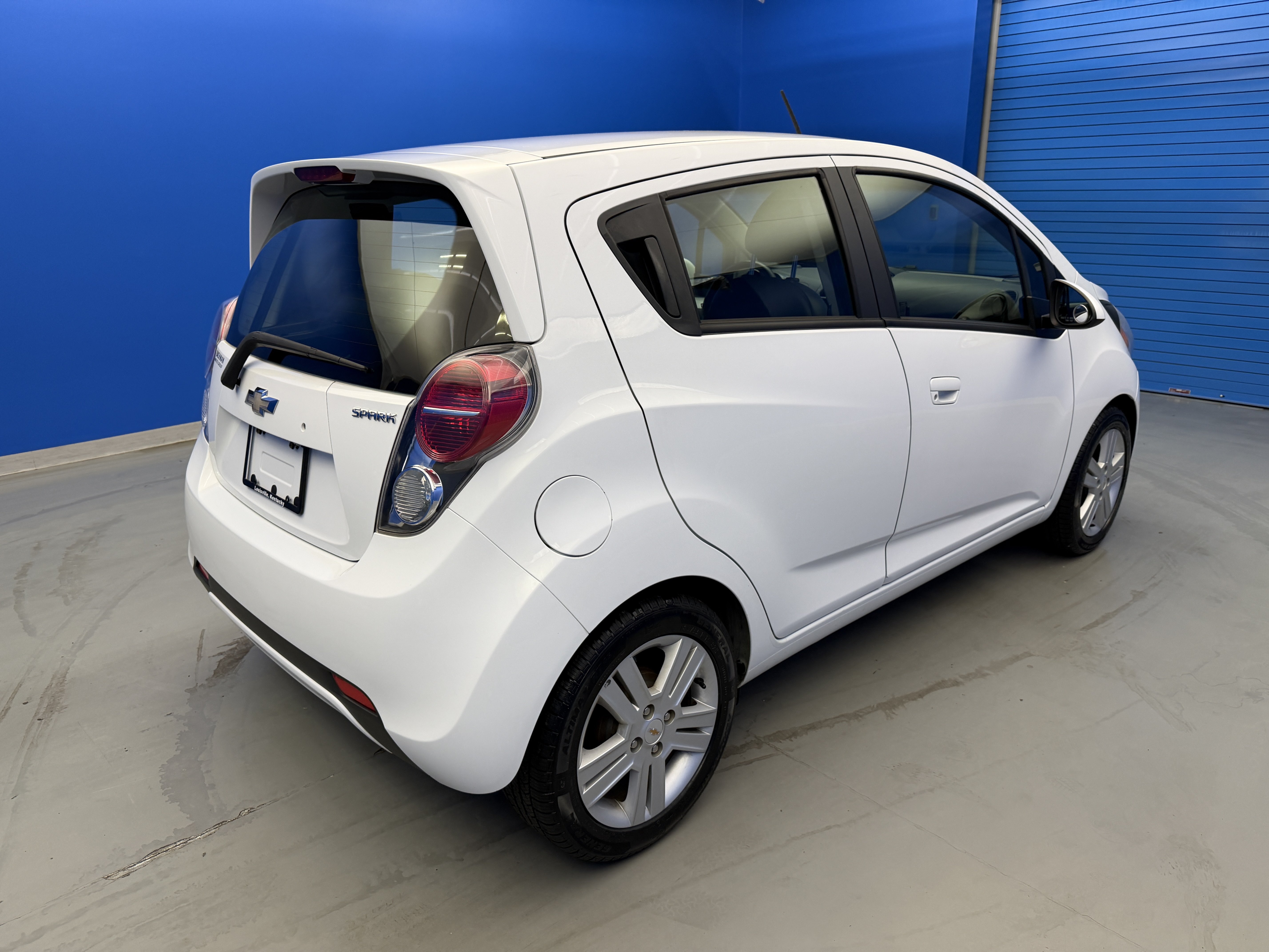 Used 2015 Summit White Chevrolet LT image 7