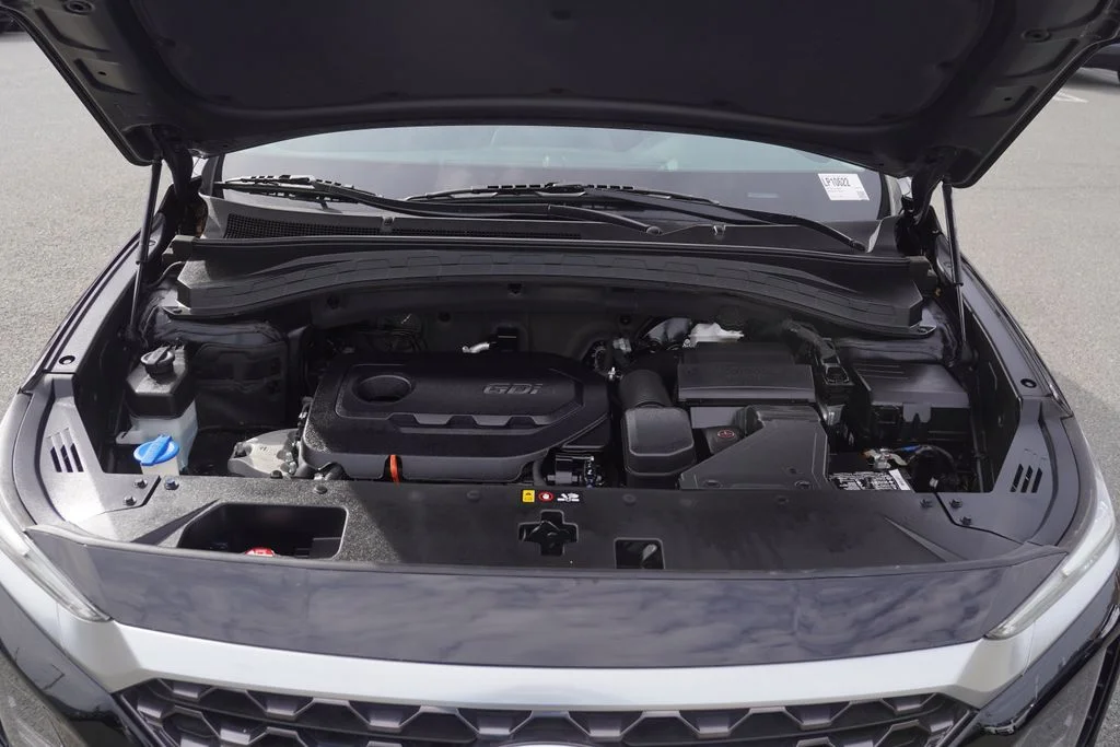 Certified Used 2020 Black Hyundai SE image 14