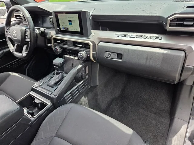 Used 2025 Underground Toyota SR5 image 16