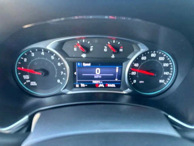 Used 2020 Gray Chevrolet LT image 17