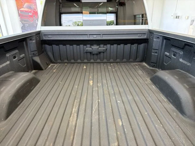 Used 2024 White Chevrolet LTZ image 8