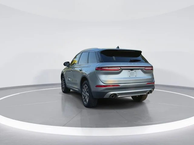 Used 2021 Silver Lincoln Standard image 7
