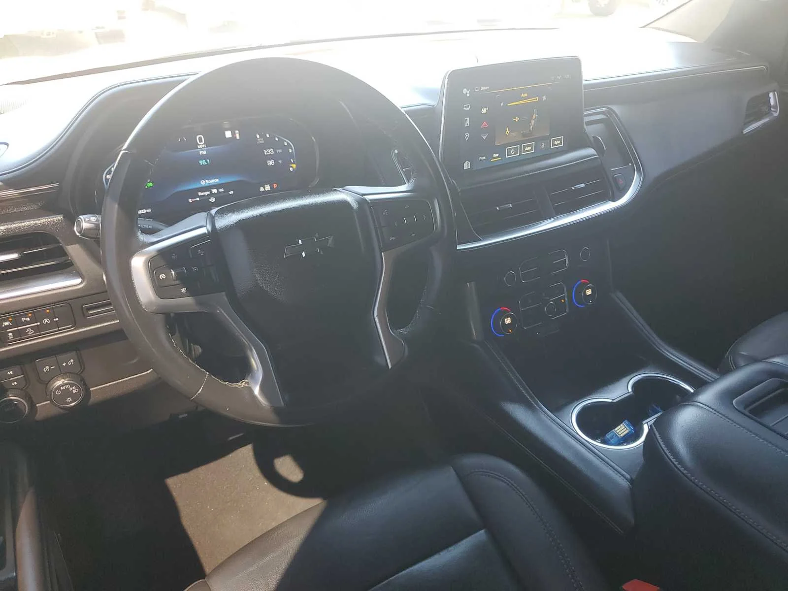 Used 2023 BLACK Chevrolet Z71 image 18
