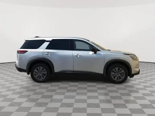 Certified Used 2023 Silver Nissan S image 2