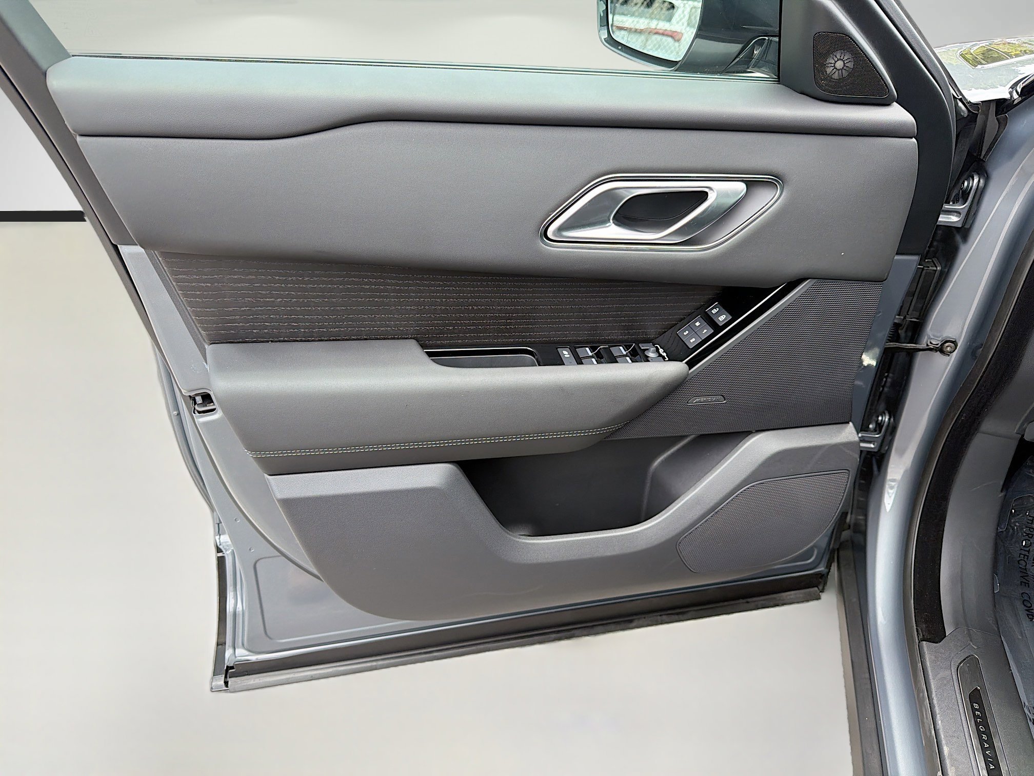 New 2026 Zadar Grey Land Rover Belgravia Edition image 21