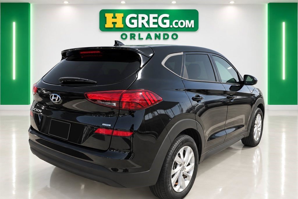 Used 2019 Black Noir Pearl Hyundai SE image 4