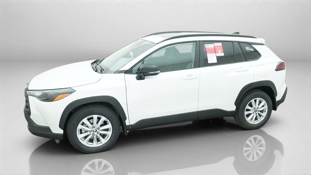 New 2026 Wind Chill Pearl Toyota LE image 3