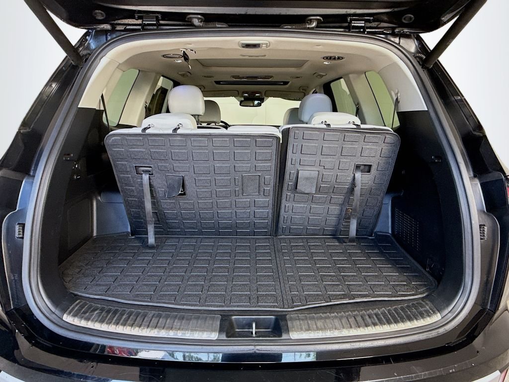 Used 2024 Ebony Black Kia SX image 28