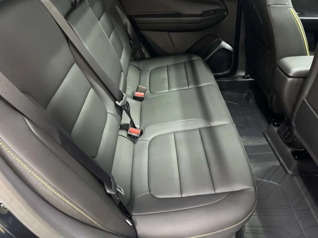 New 2026 Mosaic Black Metallic Chevrolet ACTIV image 29