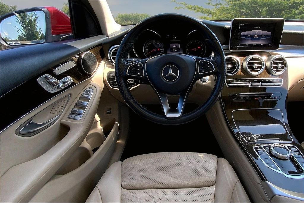 Used 2019 designo Cardinal Red Metallic Mercedes-Benz GLC 300 image 8