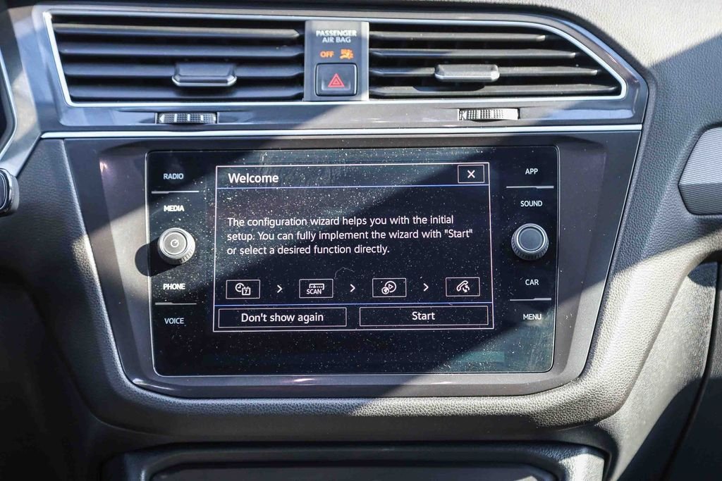 2022 Volkswagen Tiguan SE - Photo 14