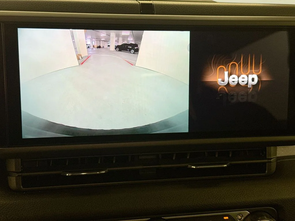 Used 2025 White Jeep Sport S image 13