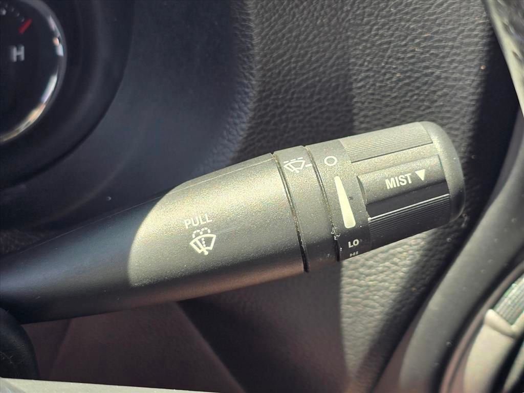 Used 2015 Silver Jeep Sport image 21