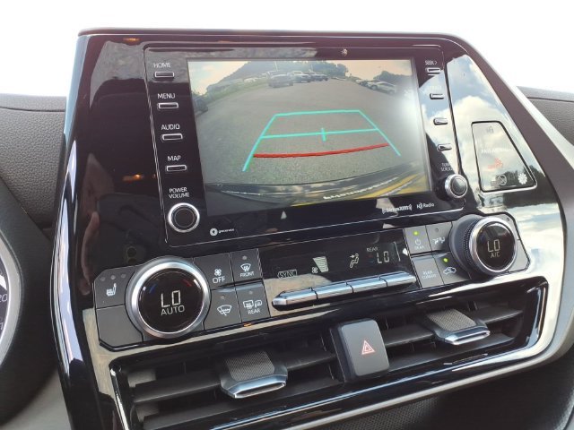 Used 2022 Brown Toyota XLE image 30