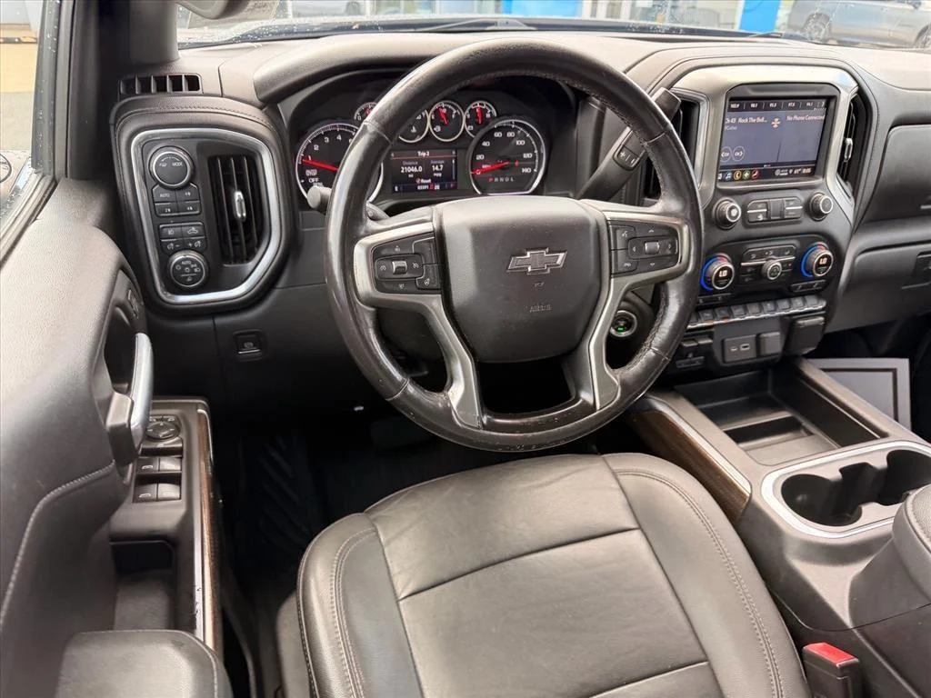 Used 2021 Black Chevrolet LT Trail Boss image 9