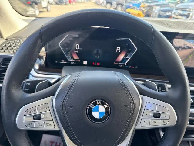 Used 2025 Black BMW xDrive40i image 35