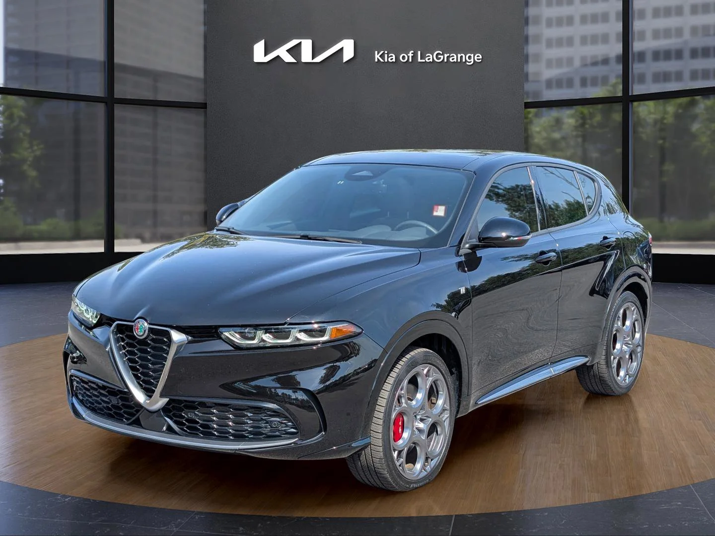 2024 Alfa Romeo Tonale TI's photo