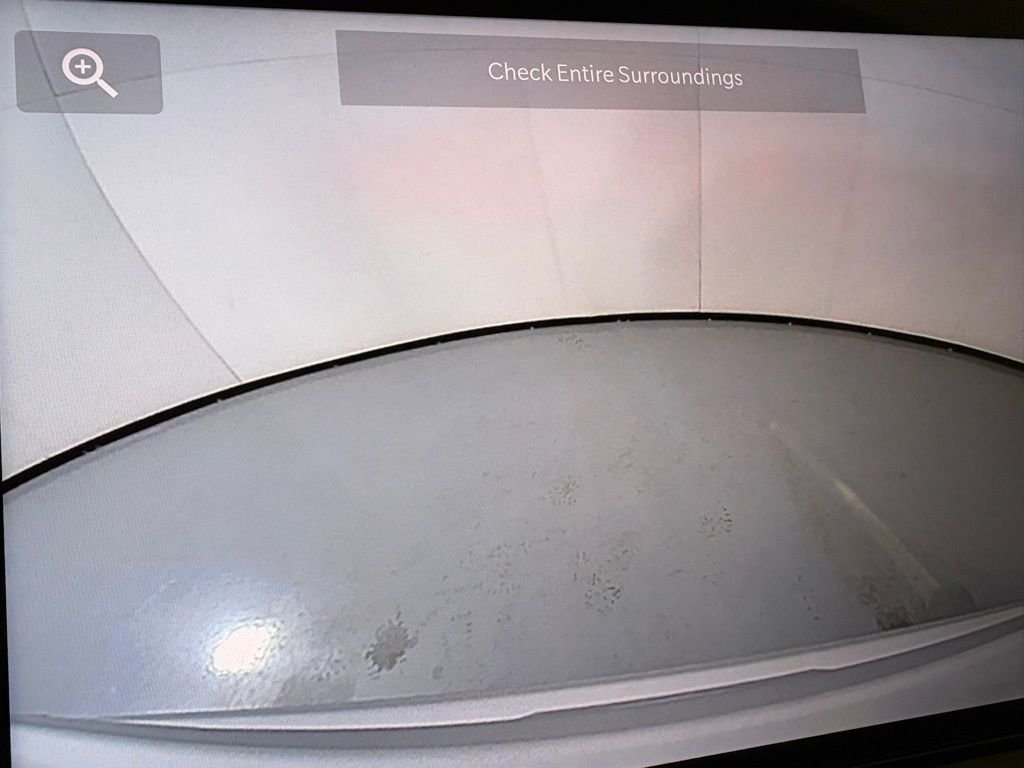 New 2026 Silver Zynith Metallic Clearcoat Jeep Latitude image 31