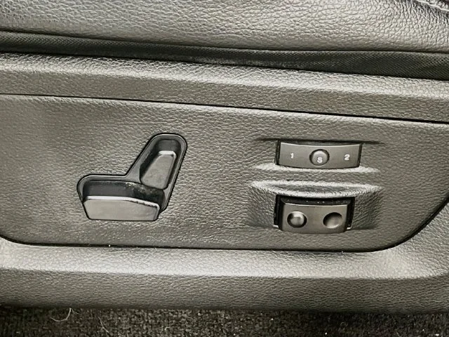 Used 2017 Gray Ram Laramie image 11