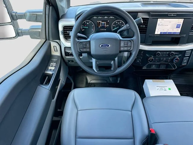 New 2026 Oxford White Ford XL image 14