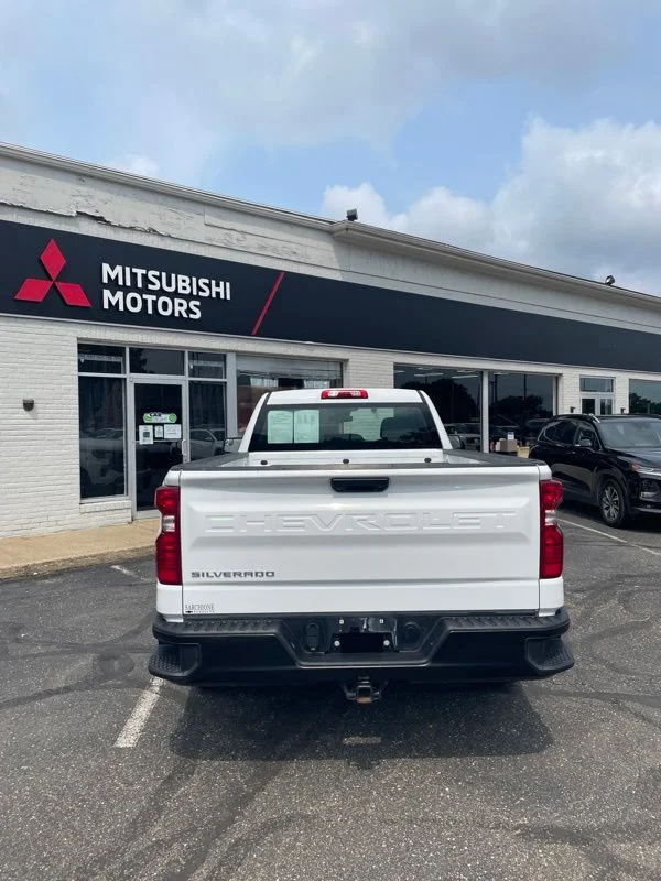 Used 2024 White Chevrolet WT image 5