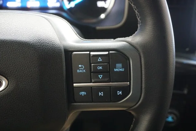 Used 2023 SILVER Ford XLT image 21