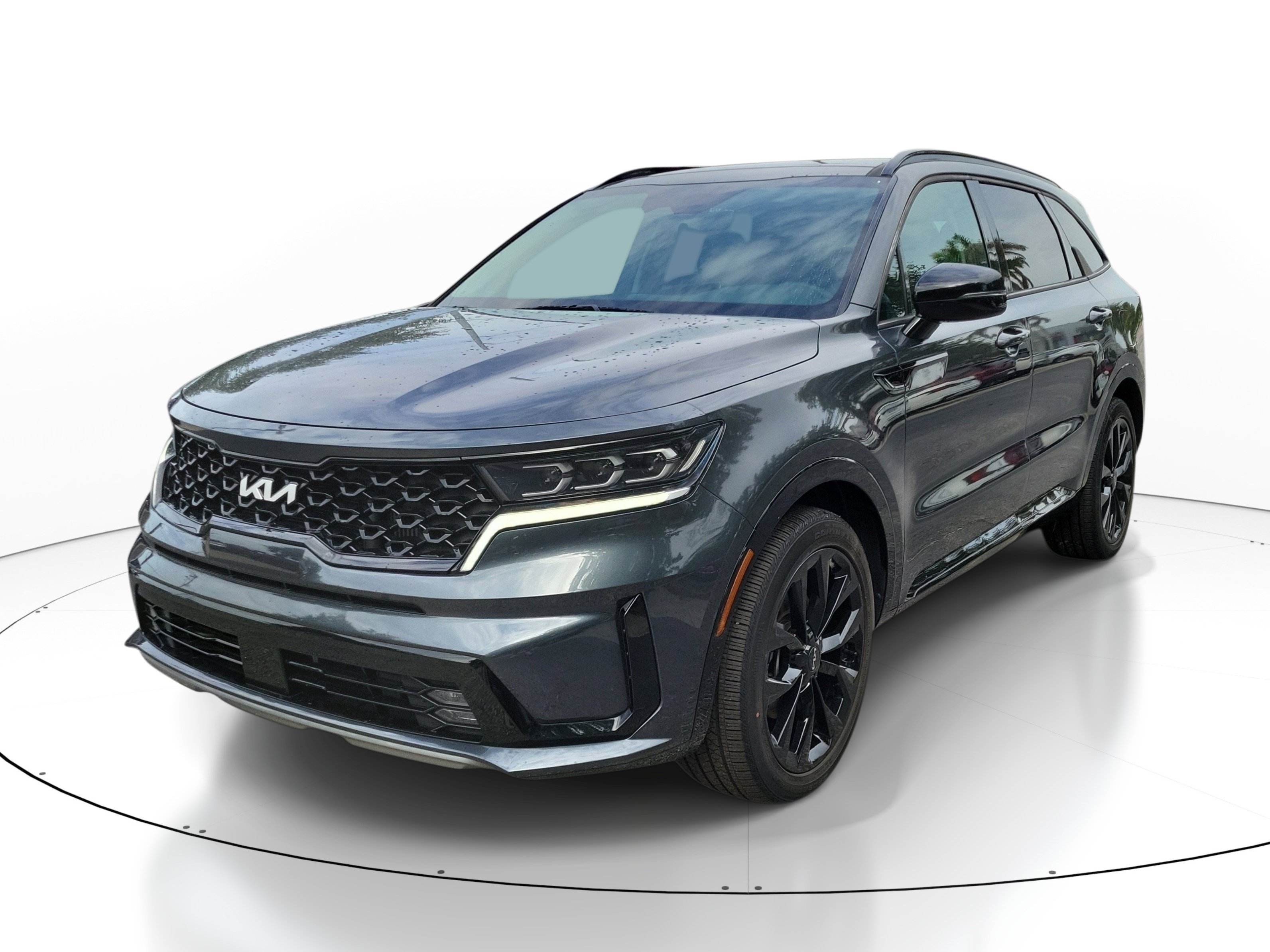 Used 2022 Gravity Grey Kia SX image 4