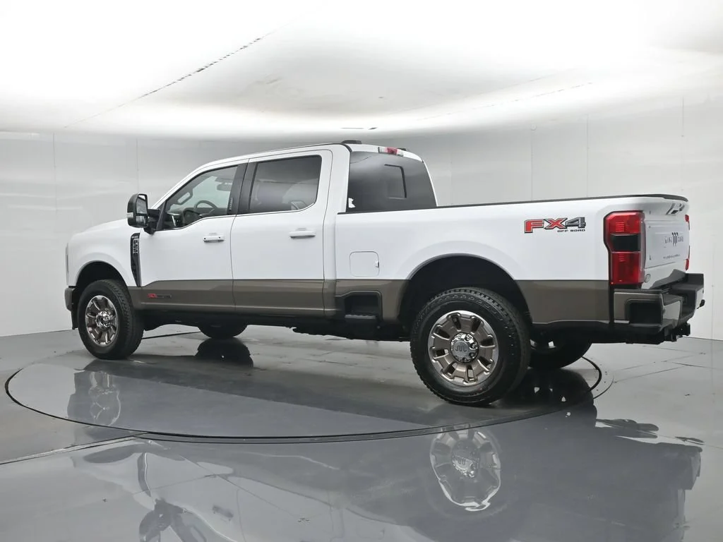 New 2027 Oxford White Ford King Ranch image 6