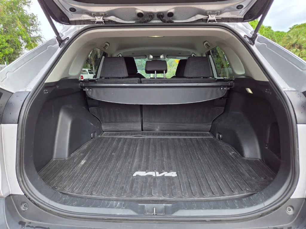 Certified Used 2024 Silver Toyota LE image 19