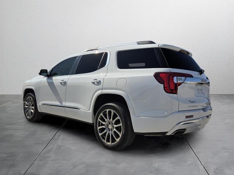 Used 2023 WHITE GMC FWD 4DR DENALI image 3