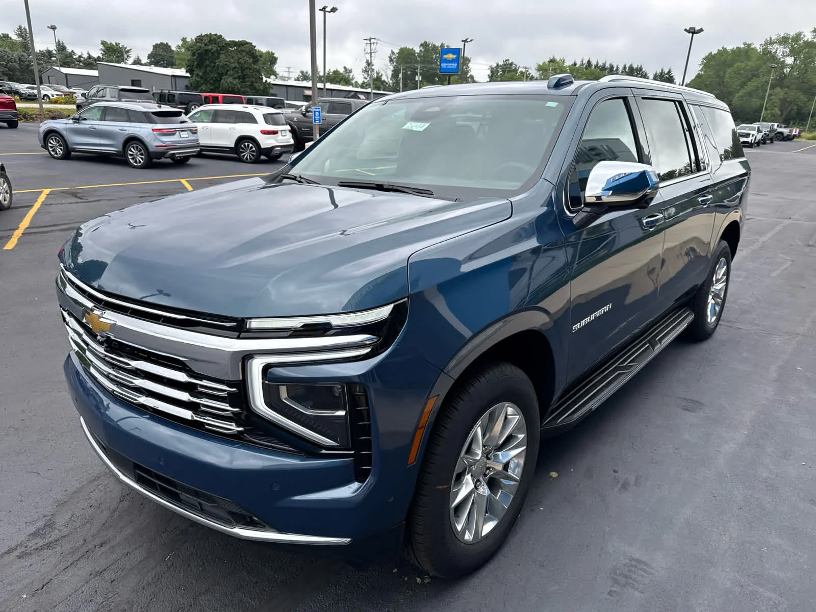 2026 Chevrolet Suburban Premier - Photo 12