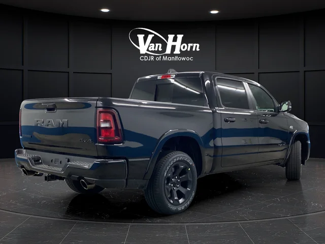 New 2026 Diamond Black Crystal Pearl-Coat Exterior Paint RAM Big Horn/Lone Star image 7
