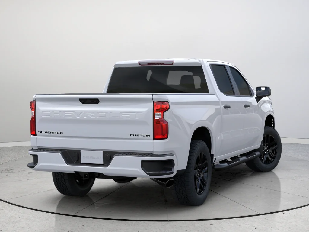 New 2026 Summit White Chevrolet Custom image 7