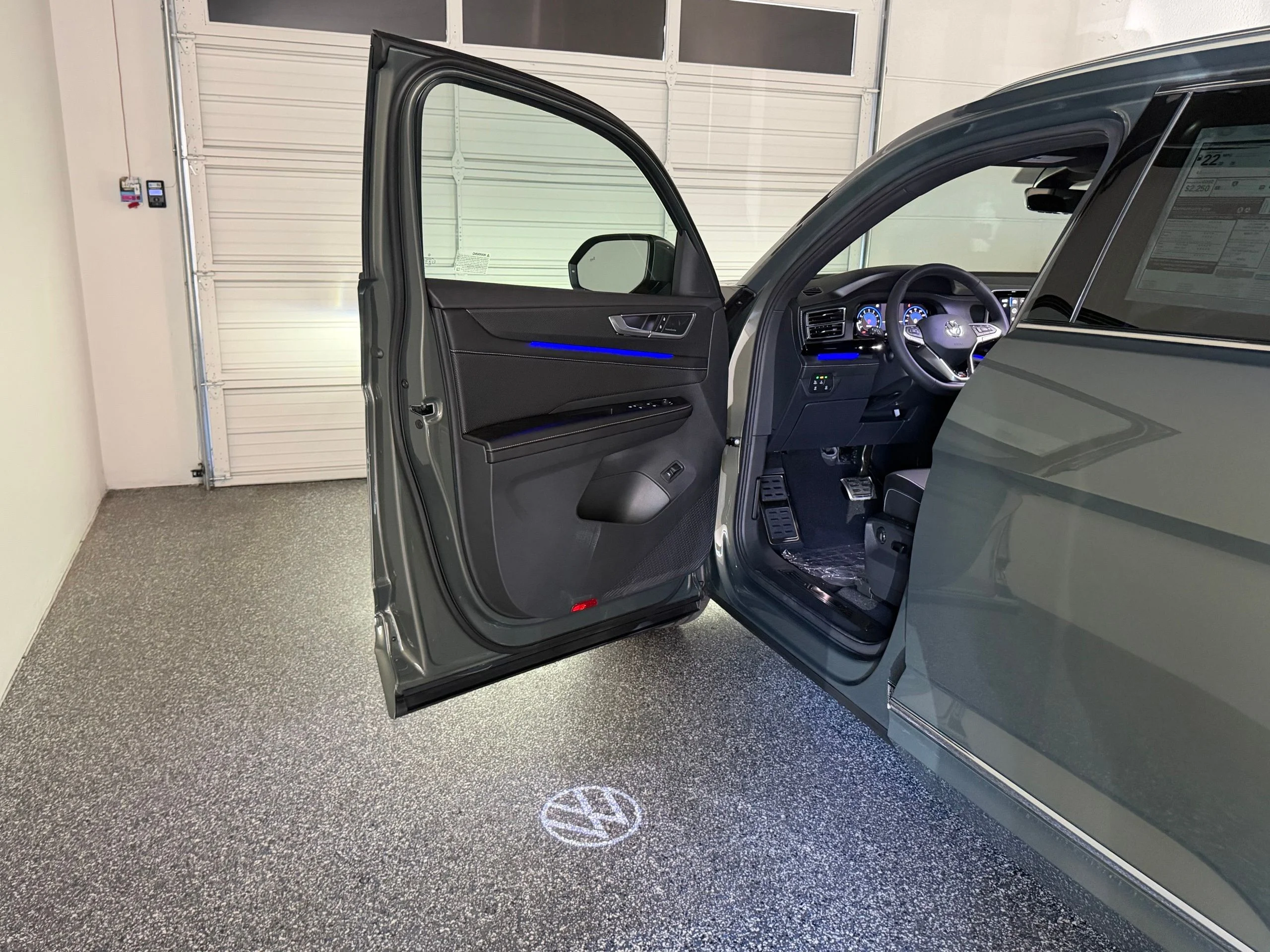 New 2026  Volkswagen 2.0T SEL Premium R-Line image 52